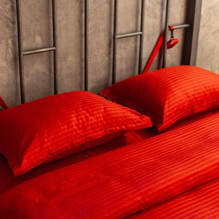 Royal Hot Jucuzzi Apartment リヴィウ エクステリア 写真
